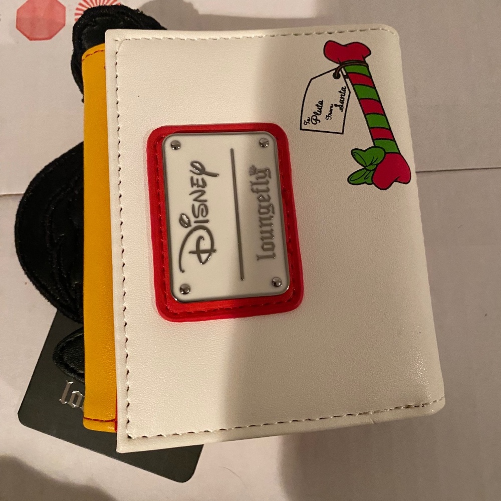 Loungefly wallet